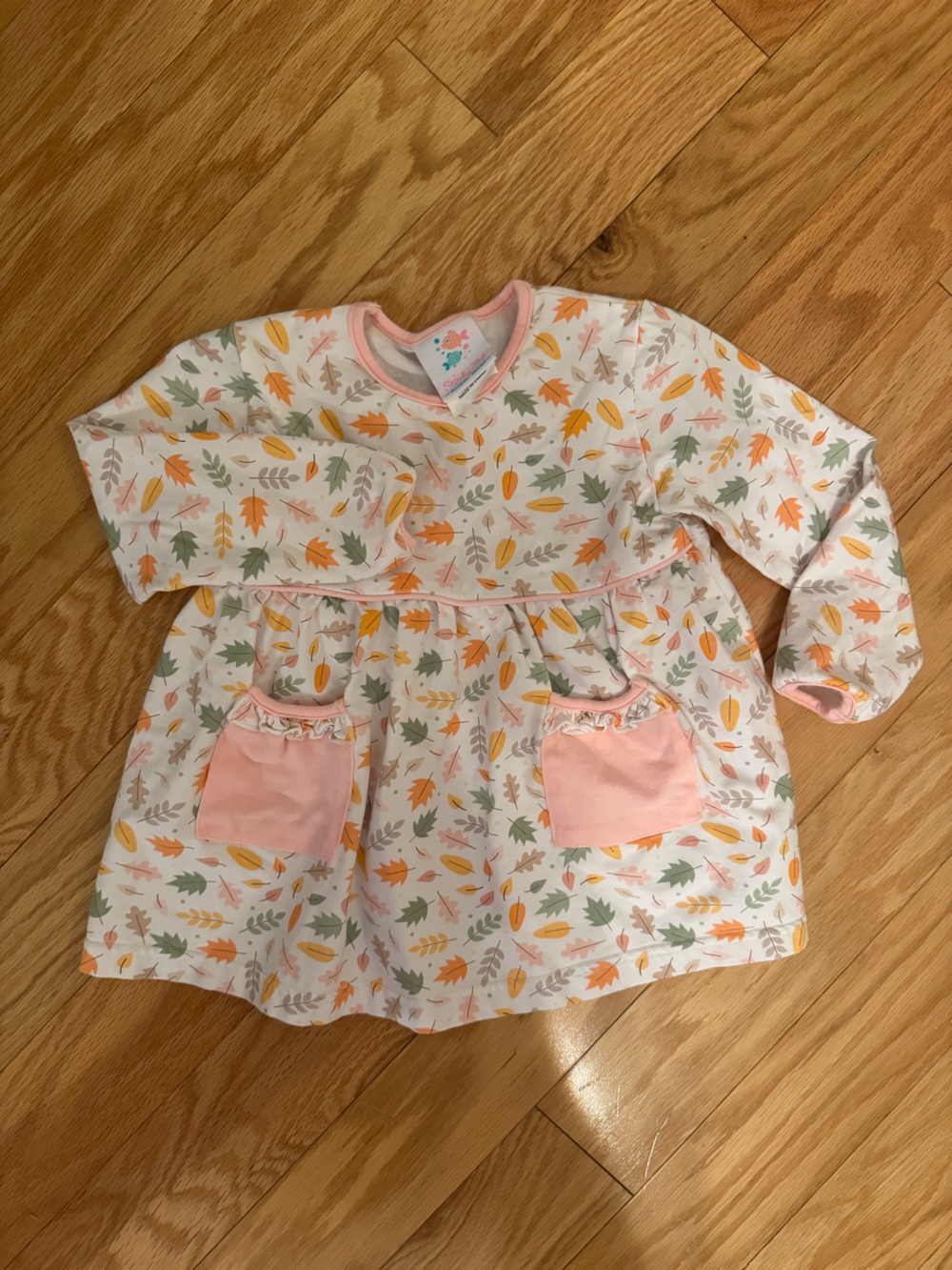 Stitchy Fish Fall Top